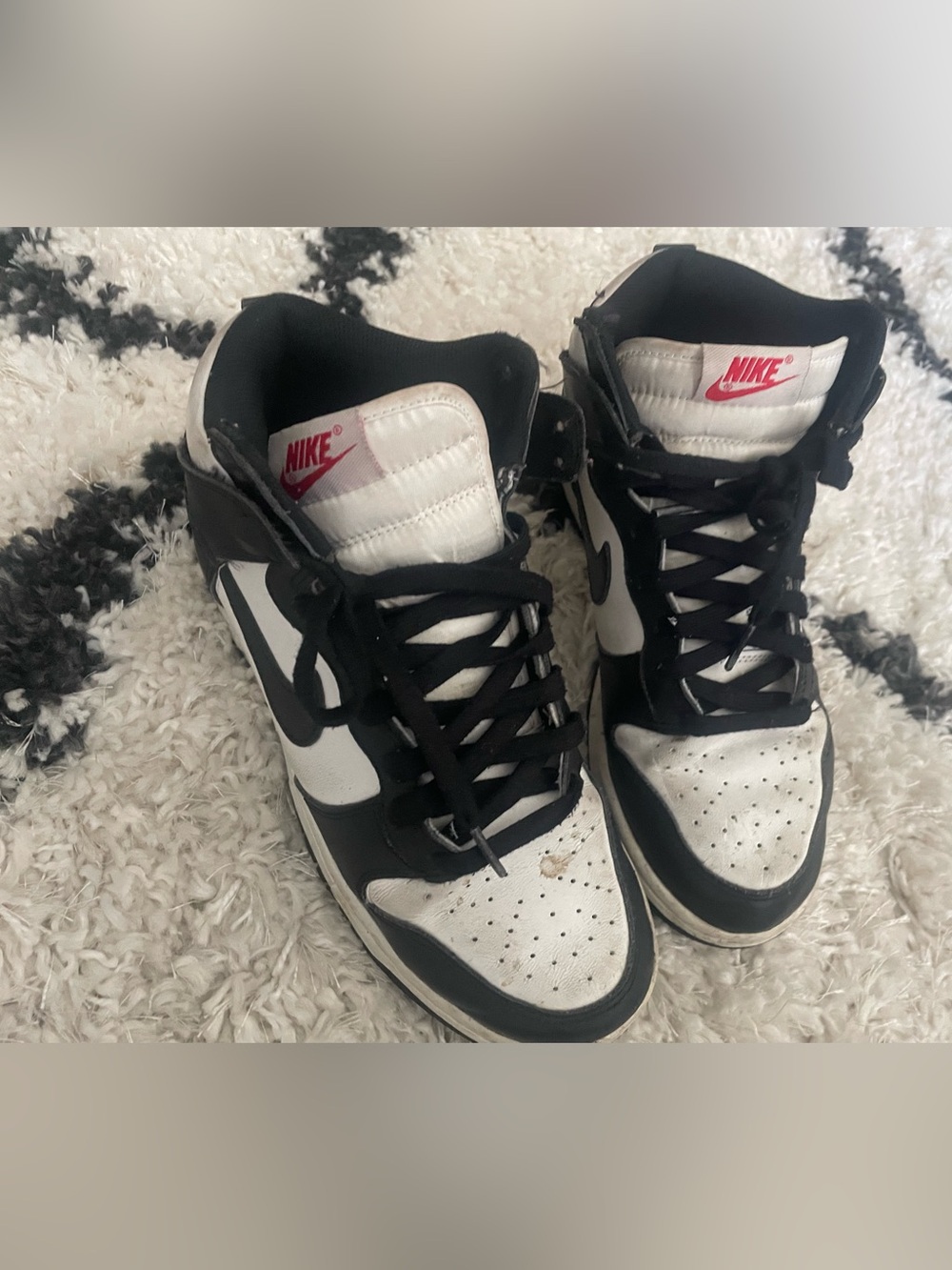 Nike panda dunks